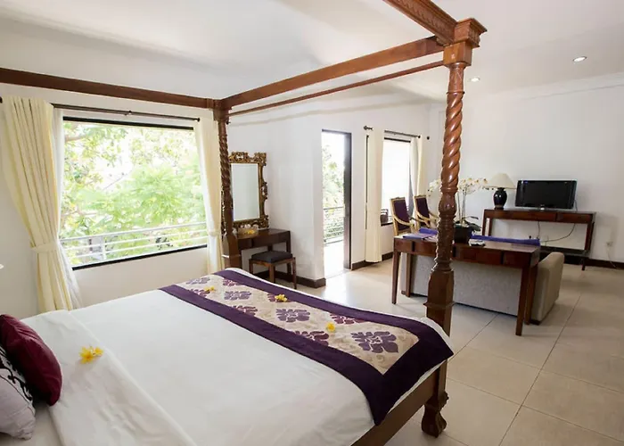 Puri Maharani Boutique 3*