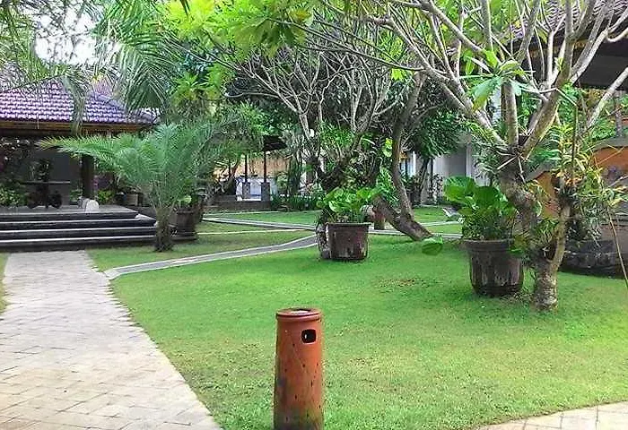 Puri Maharani Boutique Hotel 3*