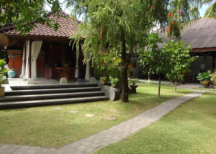 Puri Maharani Boutique 3*